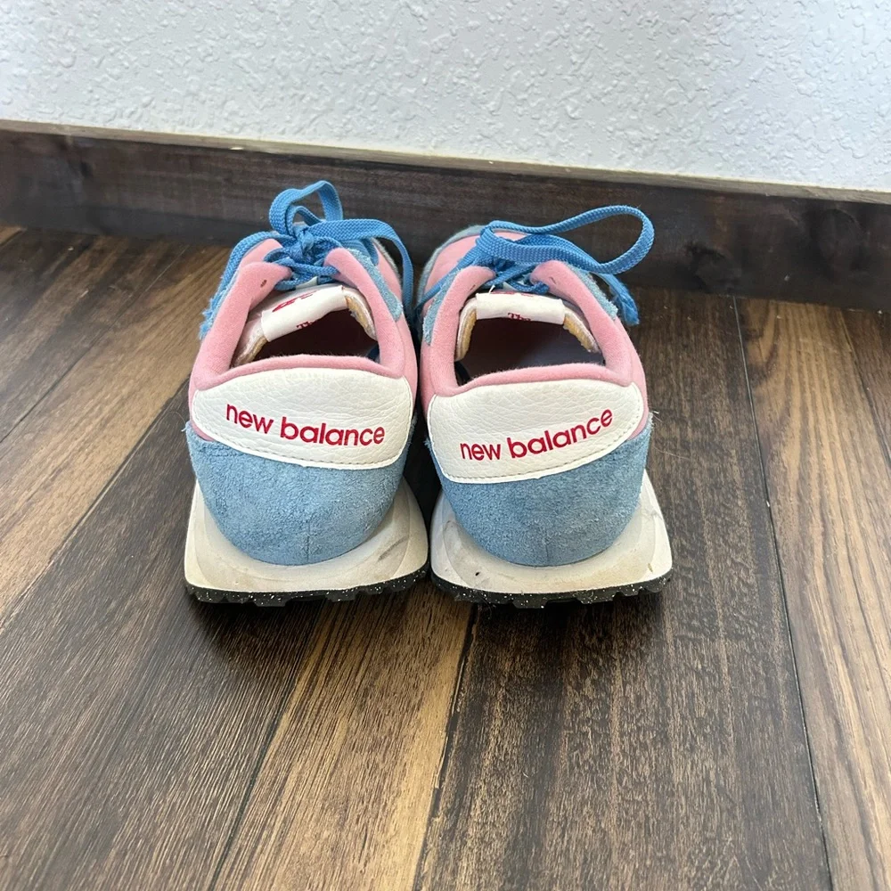 New Balance Women’s Pink and Blue Athletic Tennis Shoes Size 10